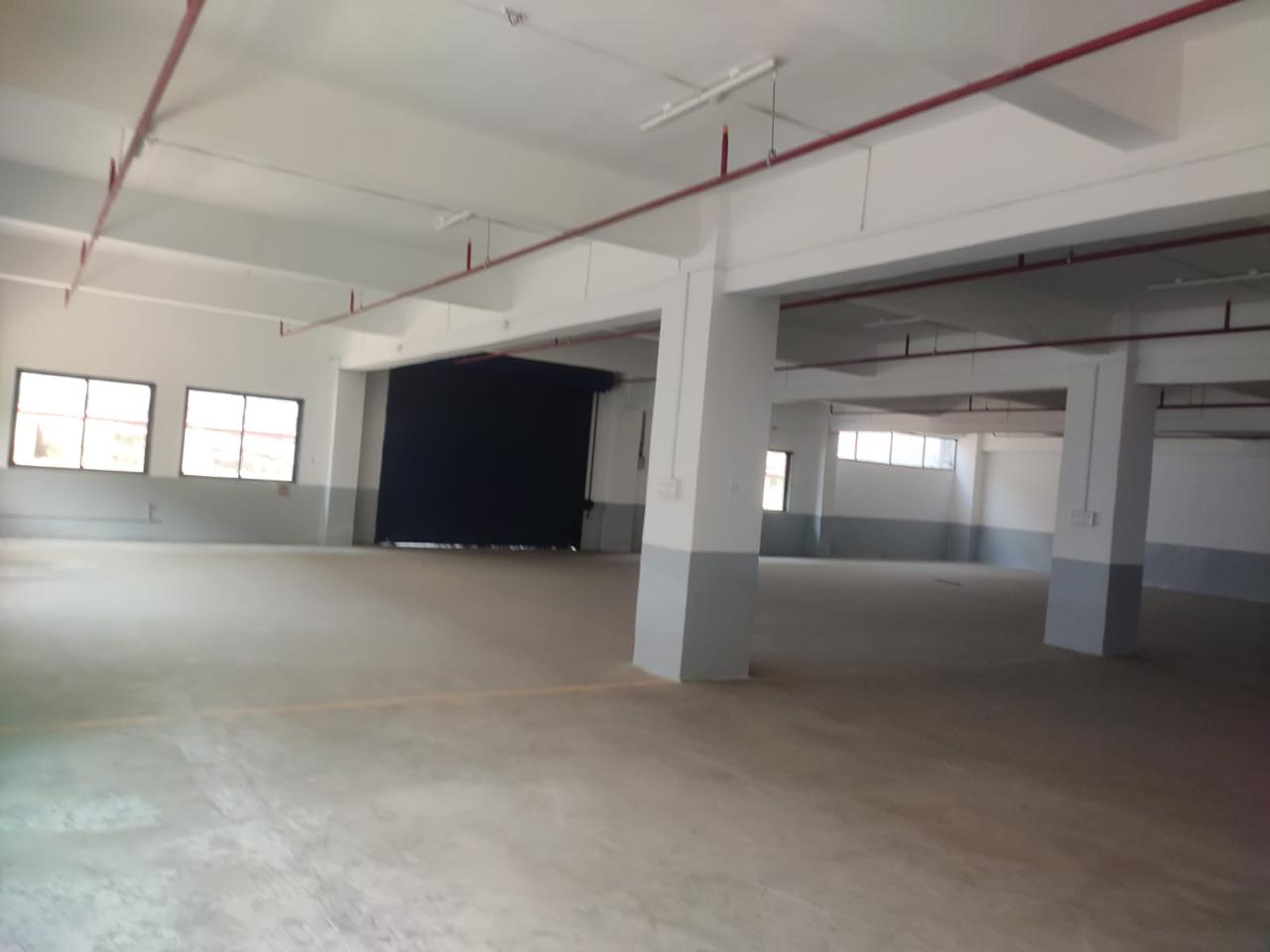 8,000 sqft warehouse in Pune, Maharashtra, photo 1 of 5