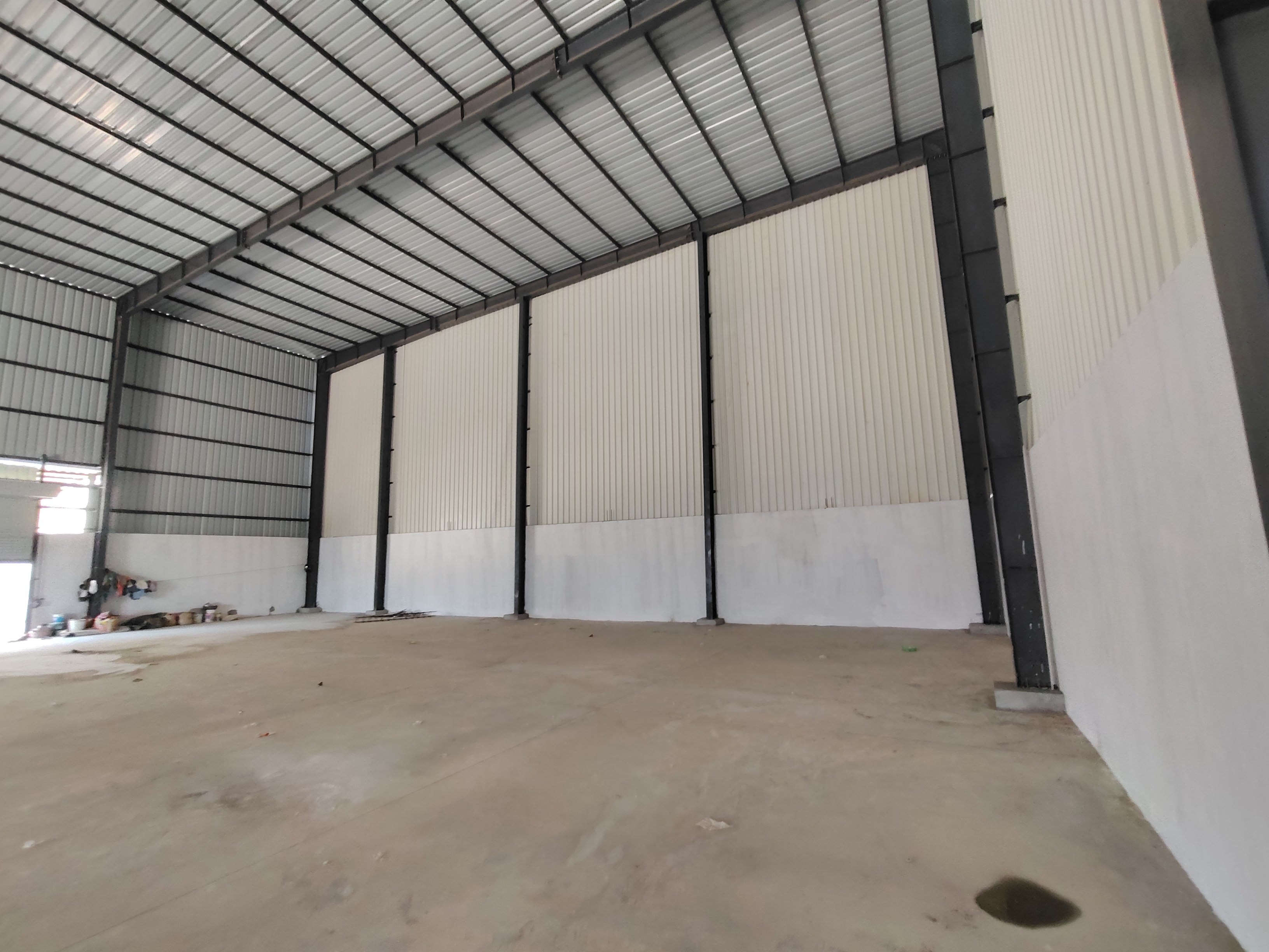 7,500 sqft warehouse in Ahmedabad, Gujarat — photo 1 of 5
