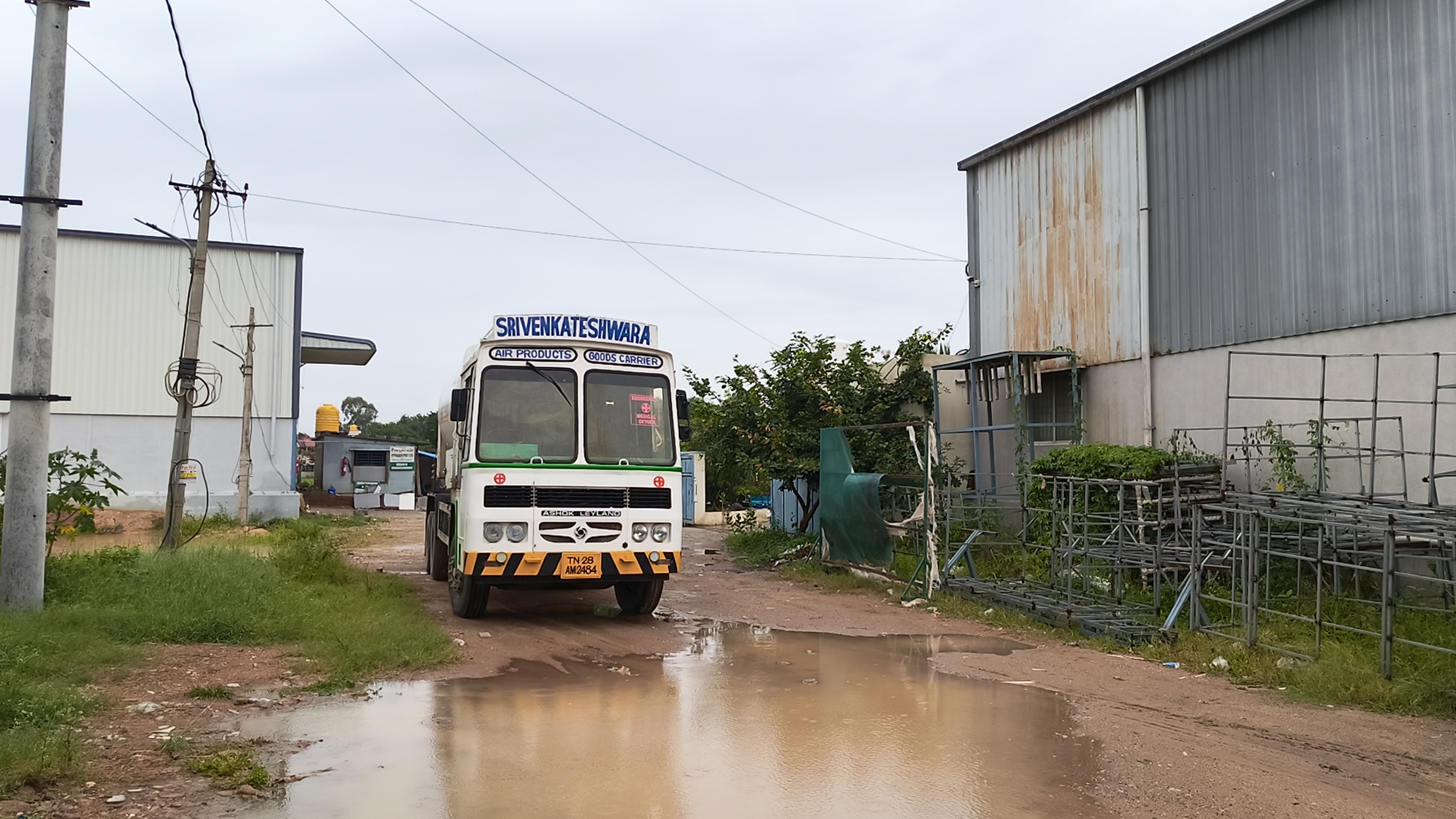 15,000 sqft warehouse in Bangalore, Karnataka, photo 1 of 10
