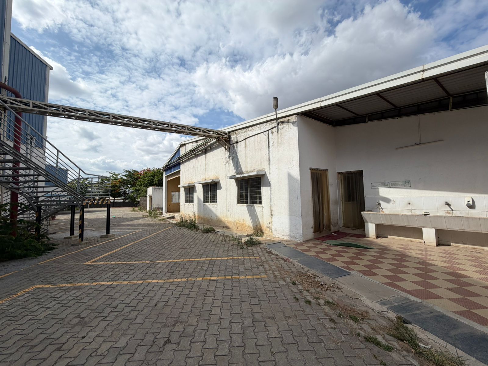 65,000 sqft warehouse in Bangalore, Karnataka