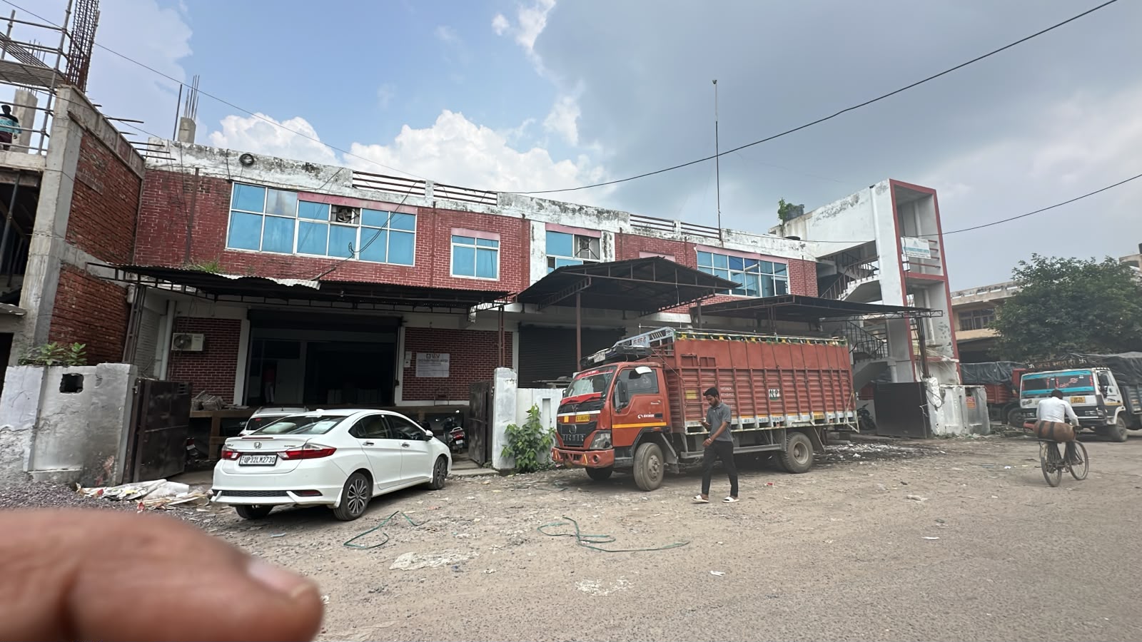 5,500 sqft warehouse in Lucknow, Uttar Pradesh