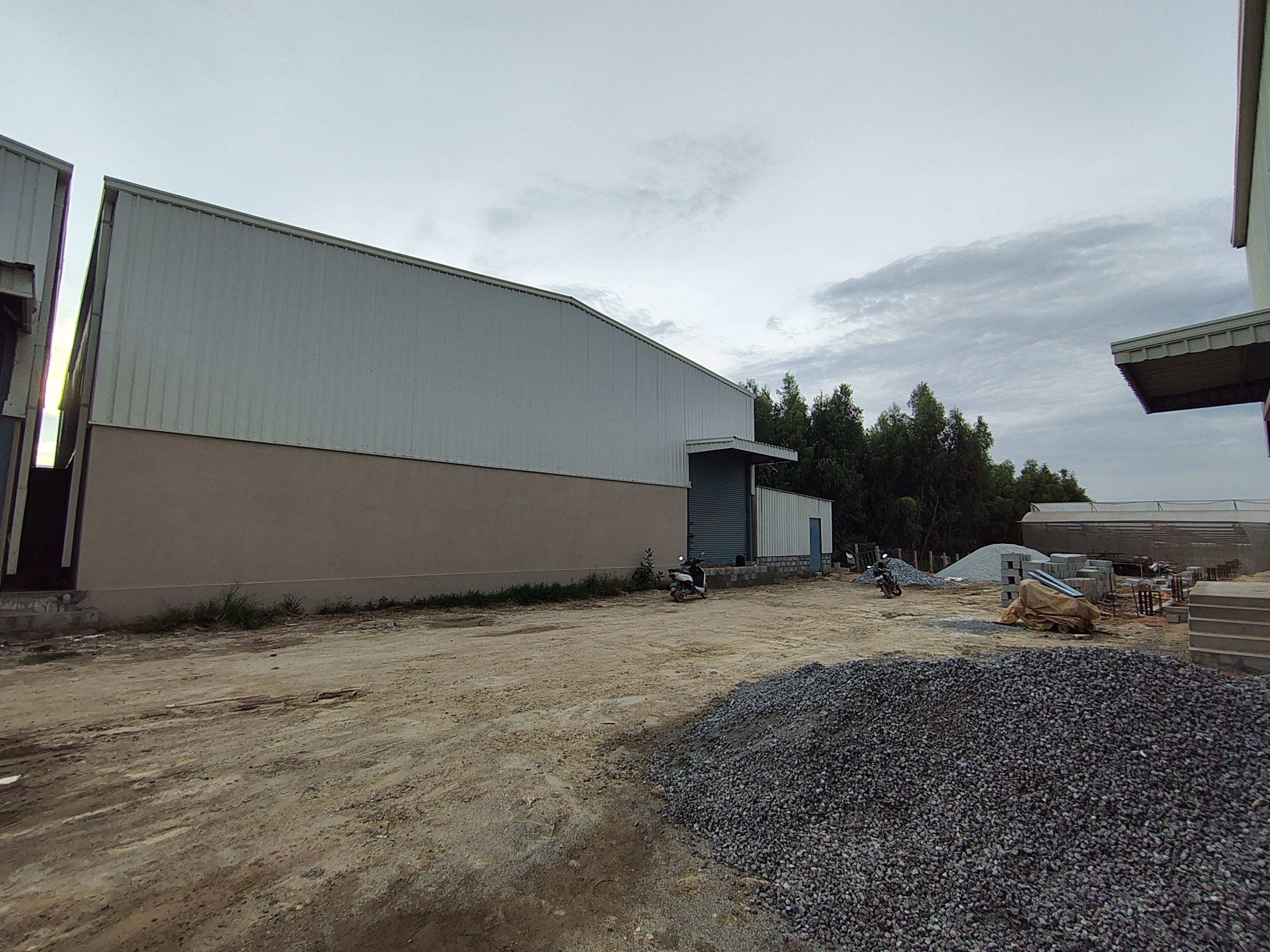 5,000 sqft warehouse in Bangalore, Karnataka, photo 1 of 11