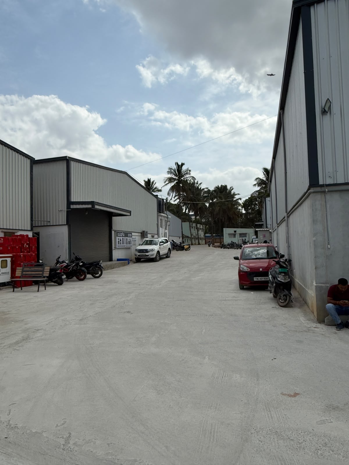 4,750 sqft warehouse in Bangalore, Karnataka, photo 1 of 4
