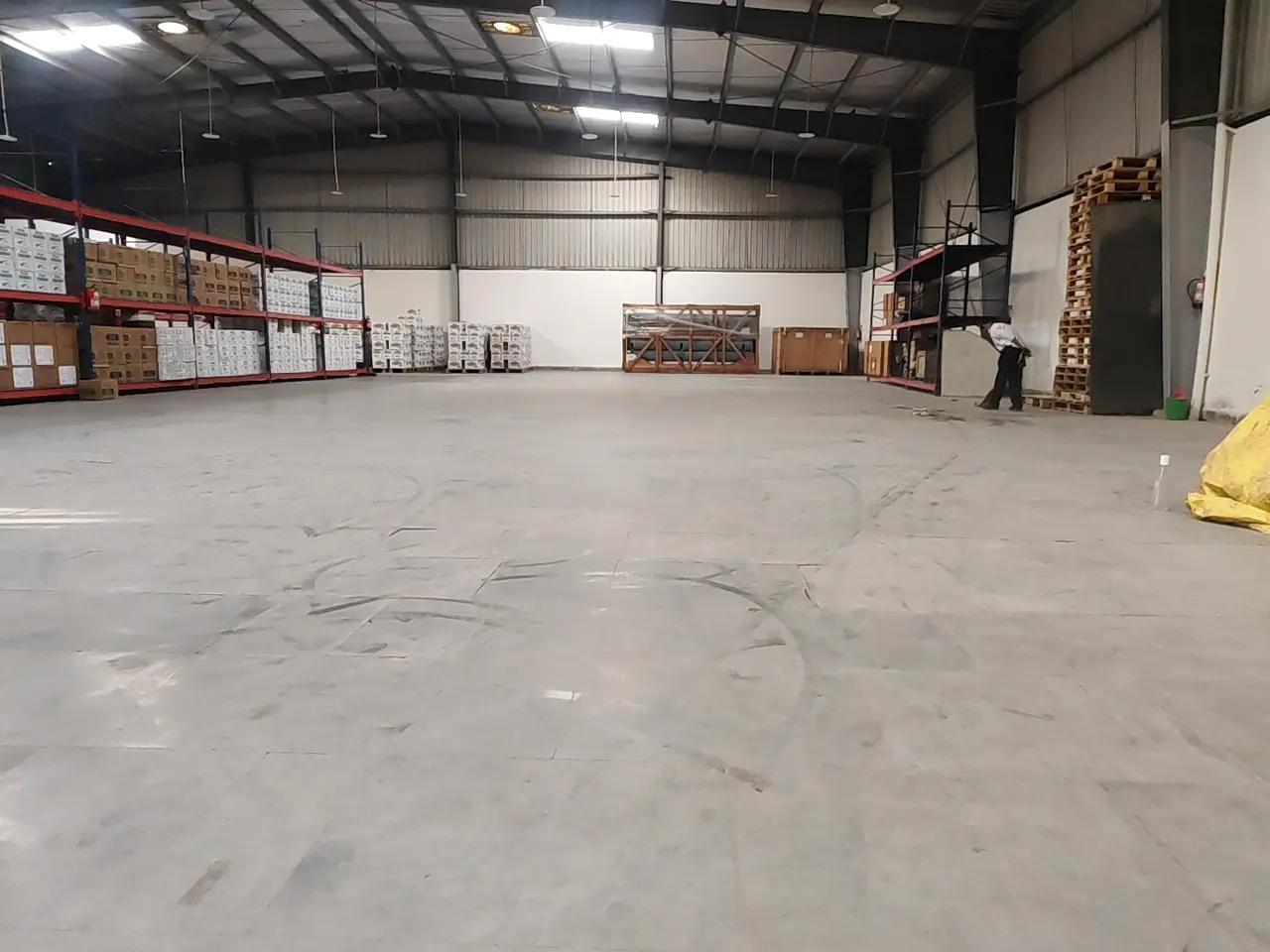 12,700 sqft warehouse in Bamnoli, Delhi