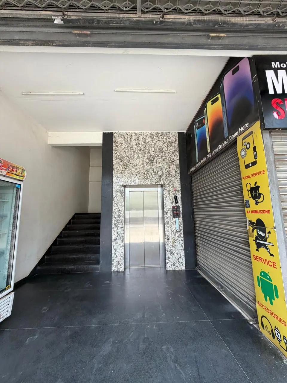 7,000 sqft warehouse in Bangalore, Karnataka