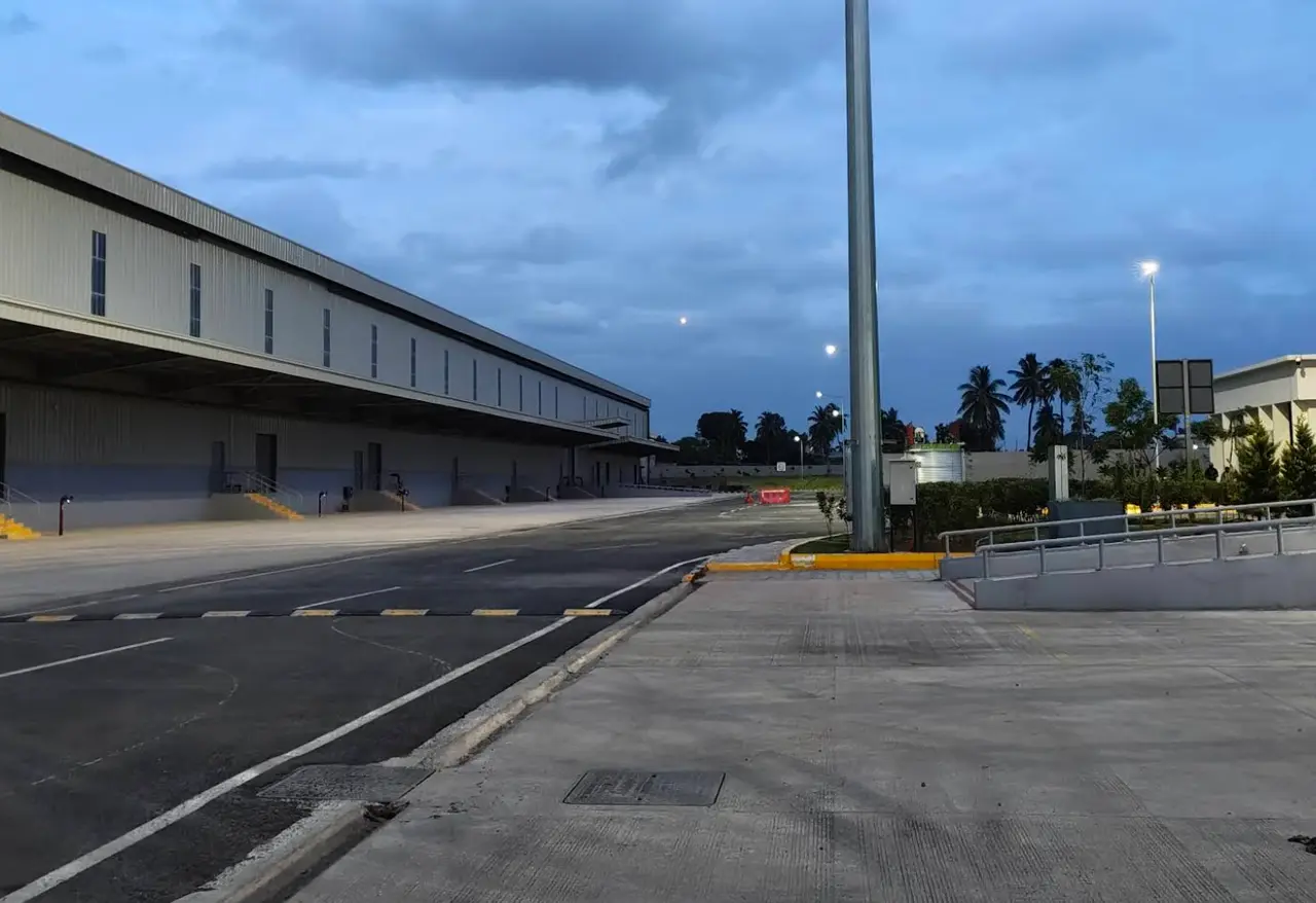 52,488 sqft warehouse in Bengaluru, Karnataka, photo 1 of 8