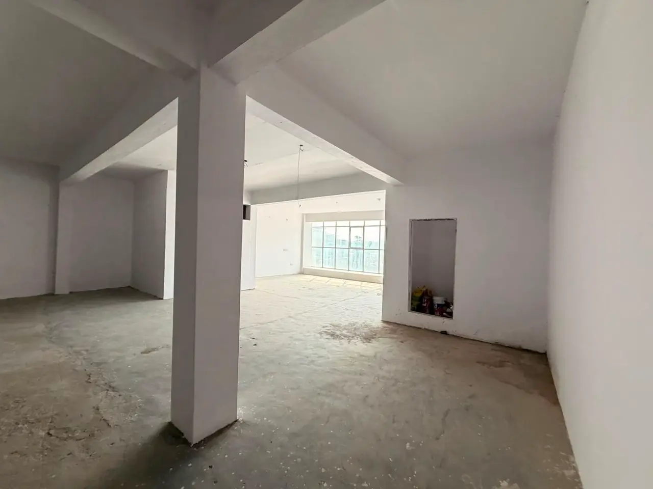 10,000 sqft warehouse in Lucknow, Uttar Pradesh