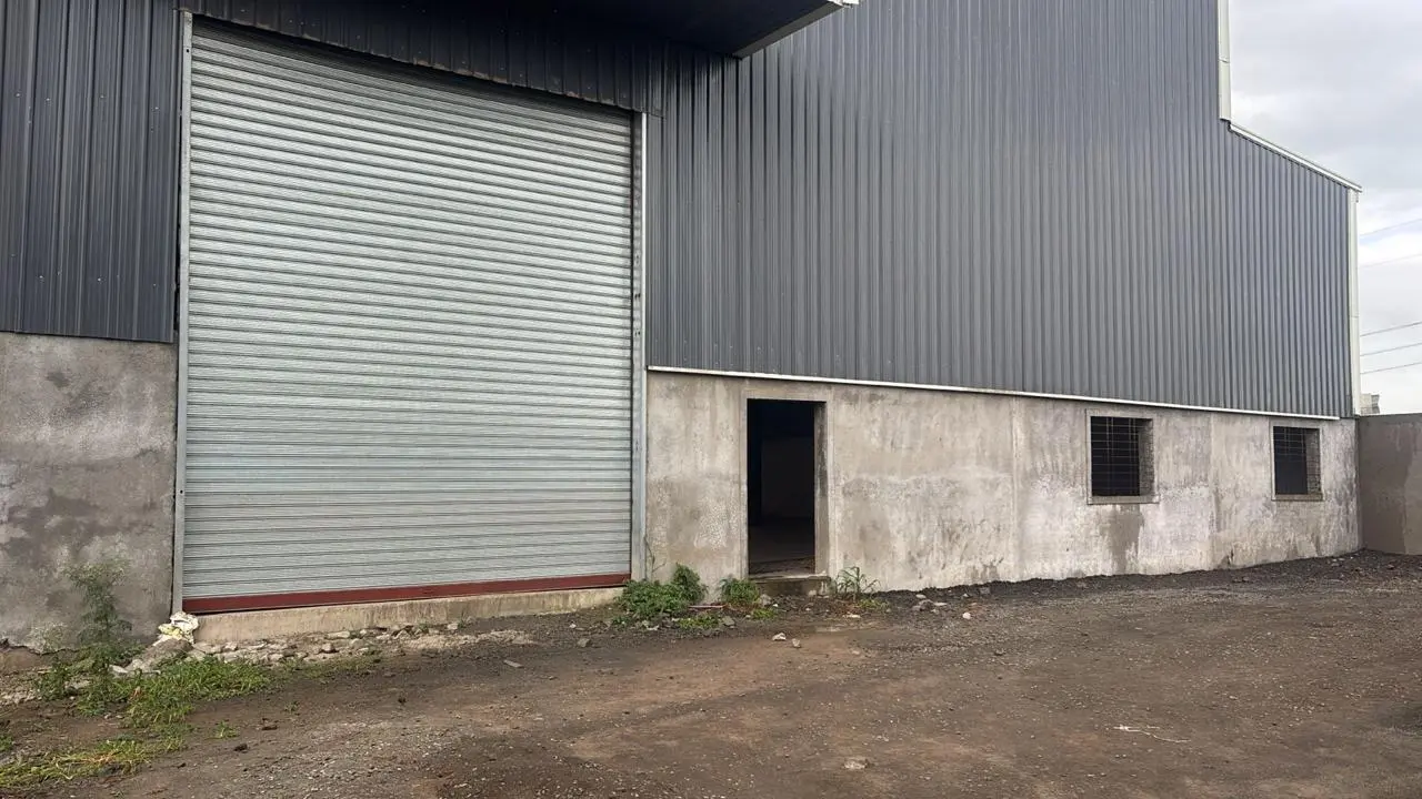 10,000 sqft warehouse in Pune, Maharashtra