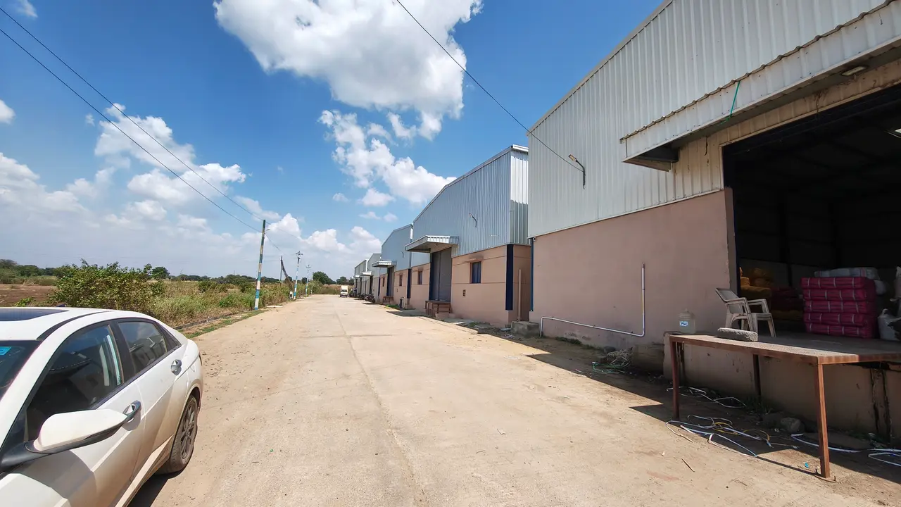 4,500 sqft warehouse in Dharwad, Karnataka, photo 1 of 4