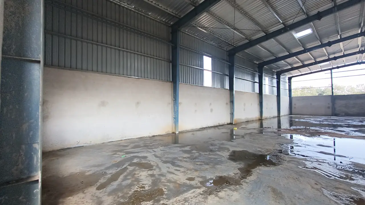 6,100 sqft warehouse in Dharwad, Karnataka, photo 1 of 6