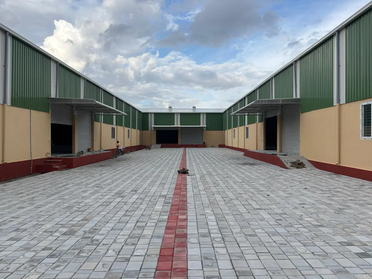 10,000 sqft warehouse in Bangalore, Karnataka