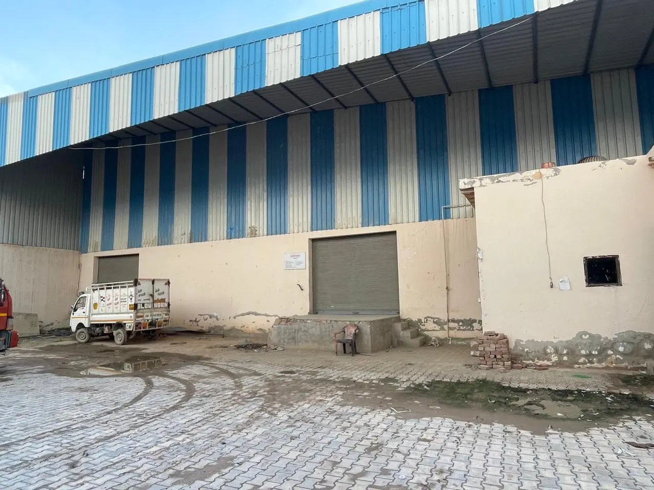 10,000 sqft warehouse in Ghaziabad, Uttar Pradesh
