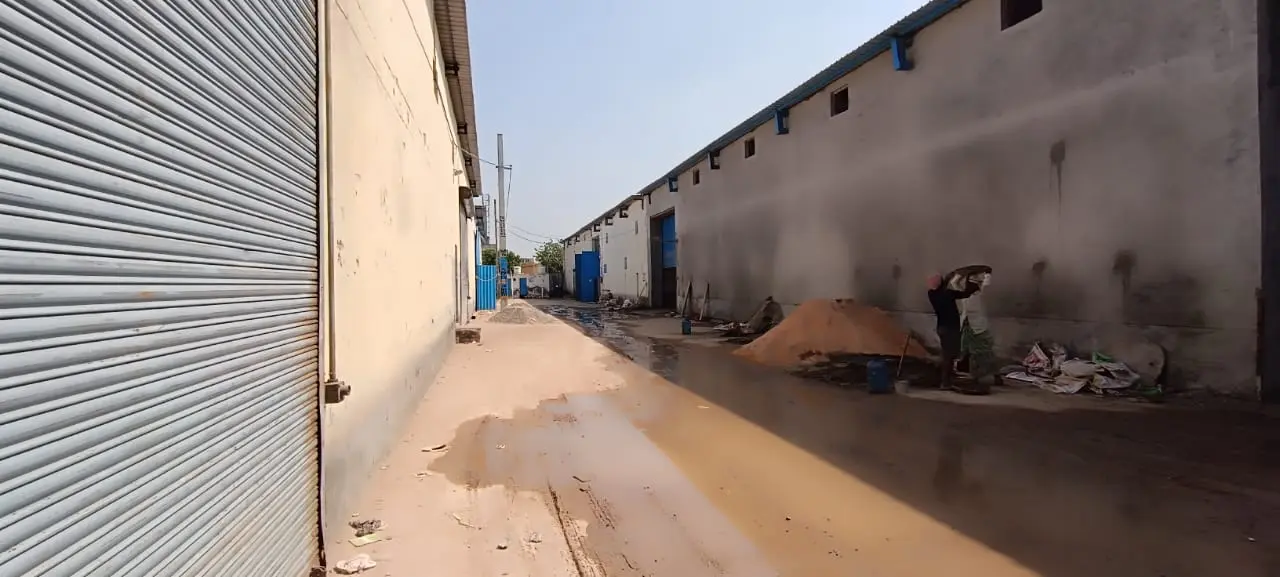 9,000 sqft warehouse in Delhi, Delhi
