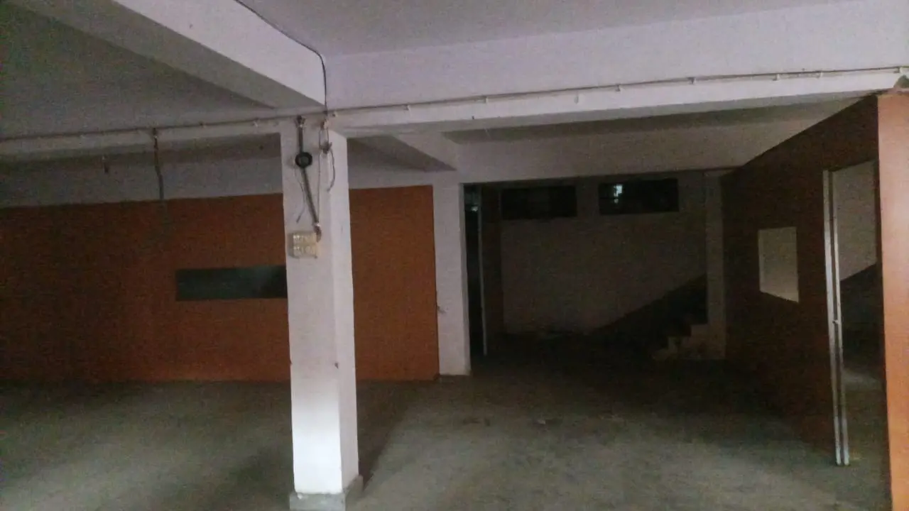 10,000 sqft warehouse in Delhi, Delhi, photo 1 of 3