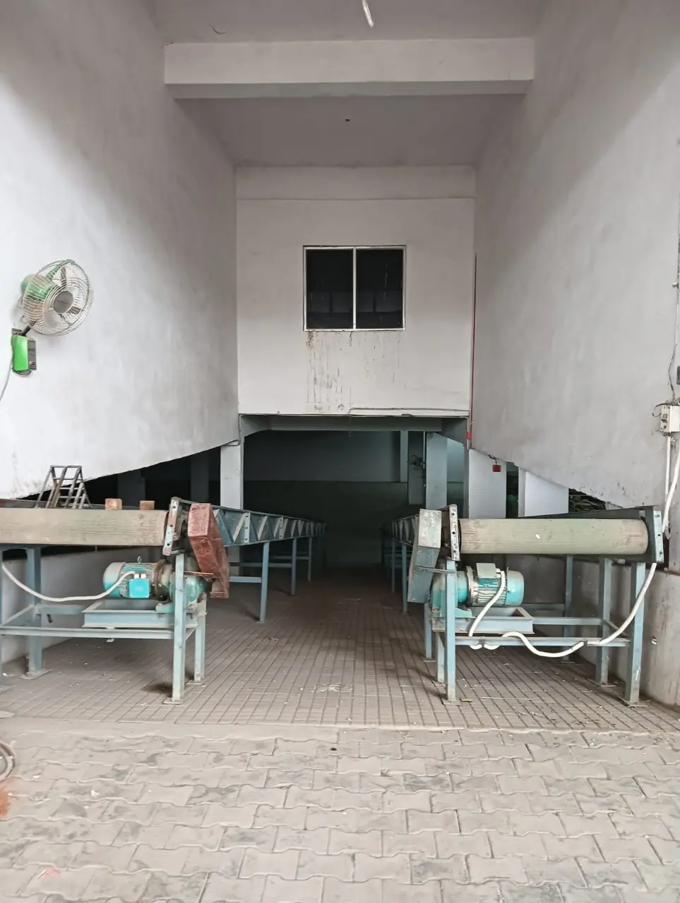 12,000 sqft warehouse in Delhi, Delhi