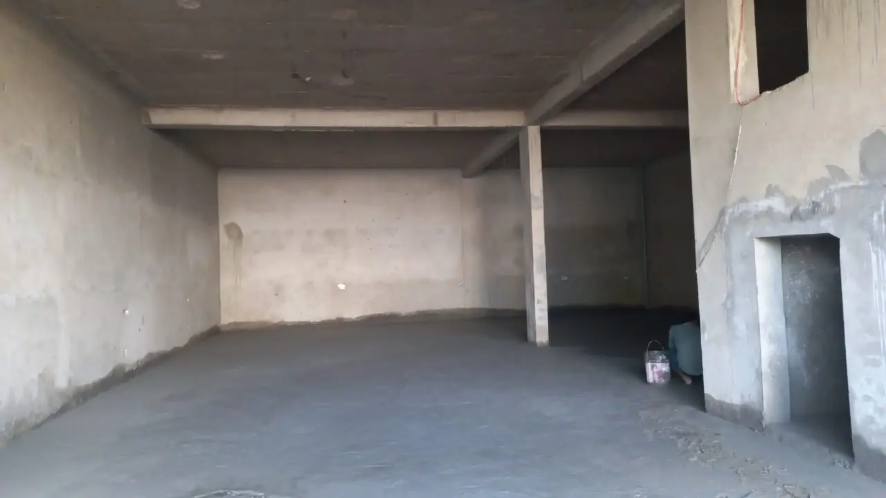 2,700 sqft warehouse in Delhi, Delhi, photo 1 of 3