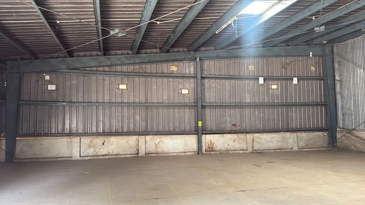 8,000 sqft warehouse in Lucknow, Uttar Pradesh