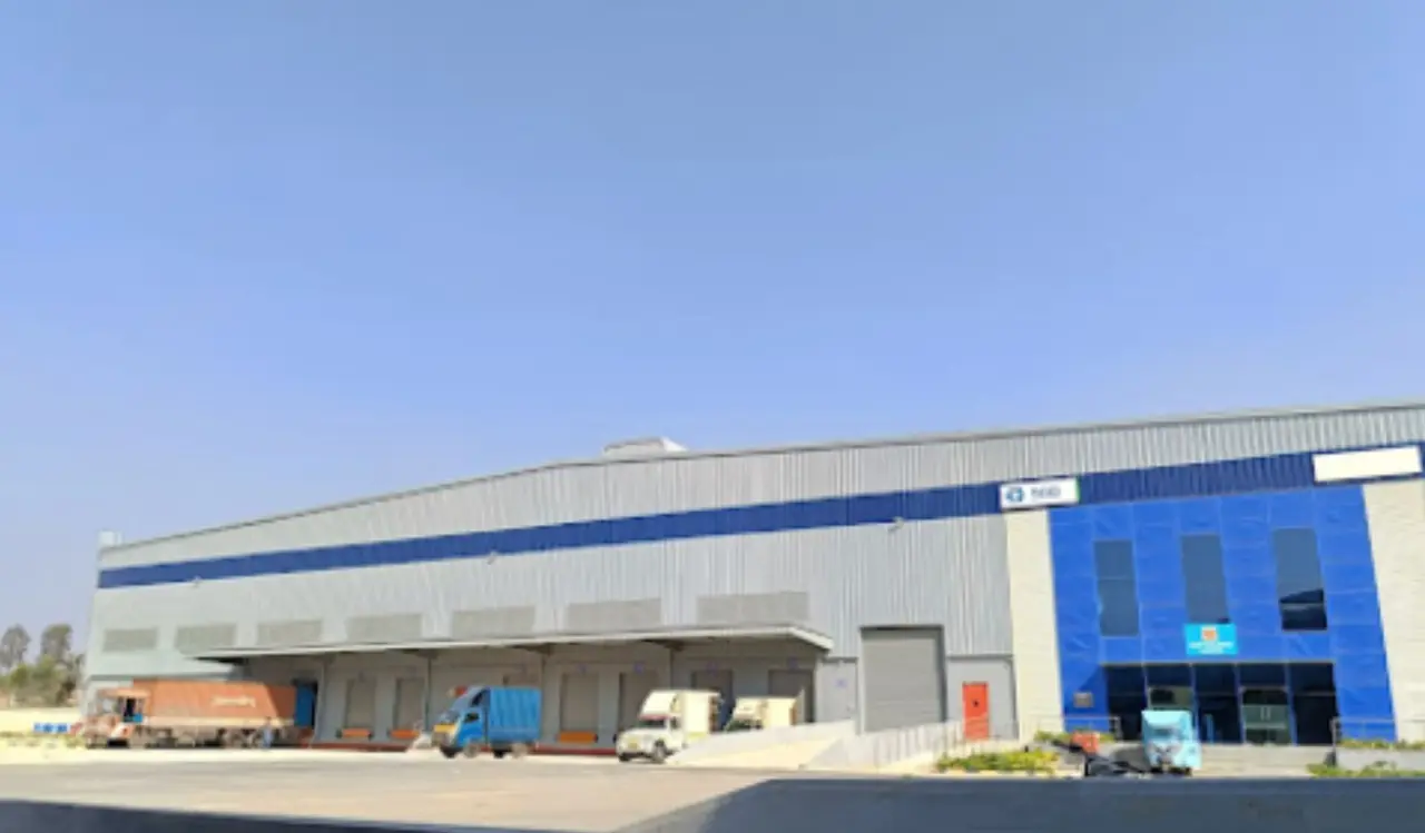 157,975 sqft warehouse in Bengaluru, Karnataka — photo 1 of 2