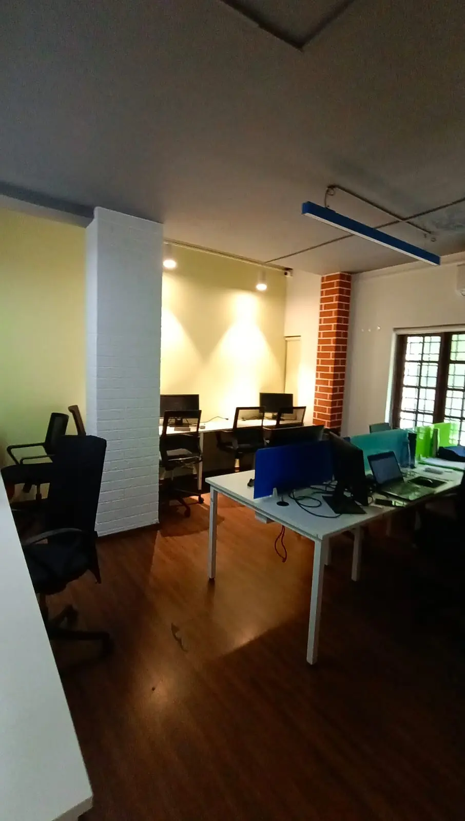 1 sqft warehouse in Bengaluru, Karnataka