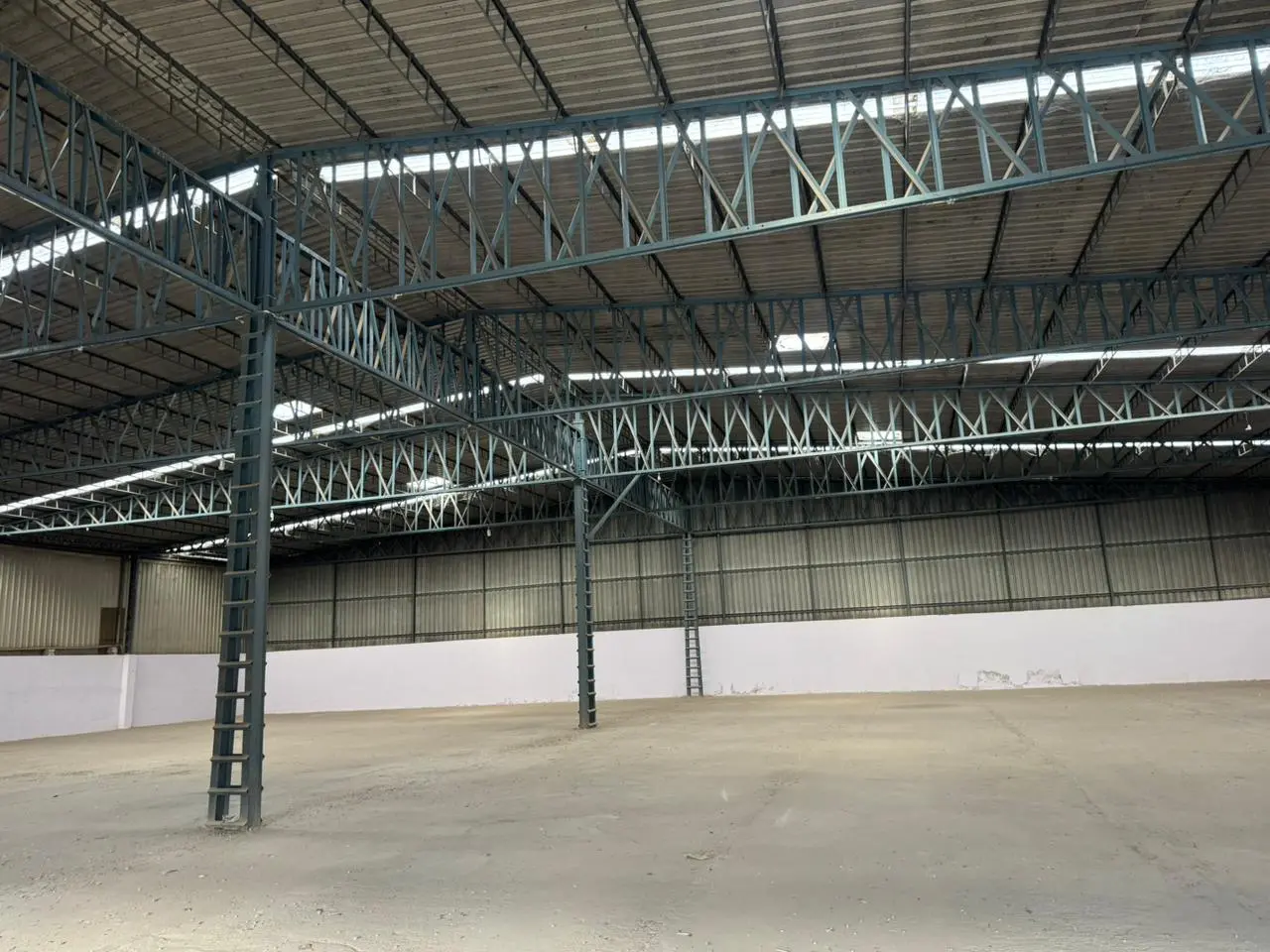20,000 sqft warehouse in Ahmedabad, Gujarat