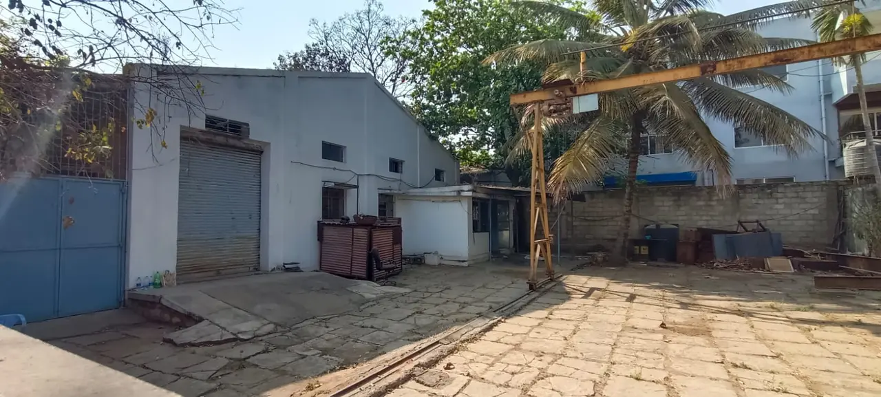 10,000 sqft warehouse in Bengaluru, Karnataka, photo 1 of 3