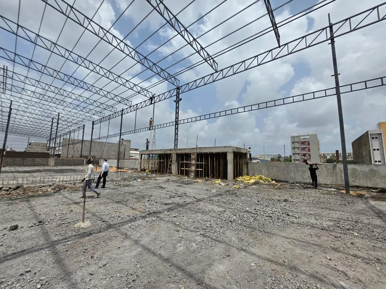 25,000 sqft warehouse in Surat, Gujarat
