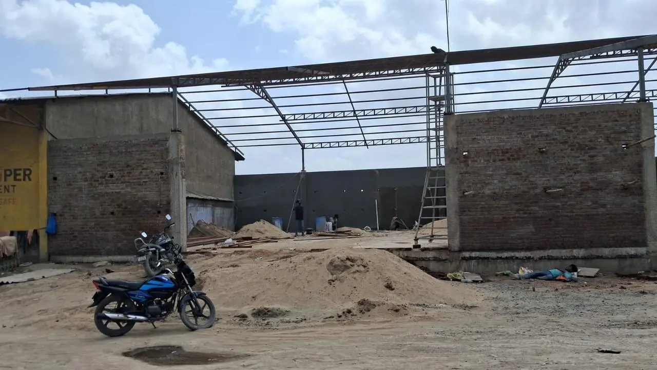 35,000 sqft warehouse in Surat, Gujarat