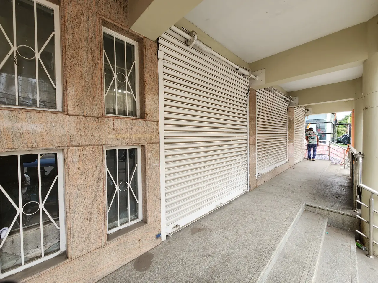 2,400 sqft warehouse in Bangalore, Karnataka