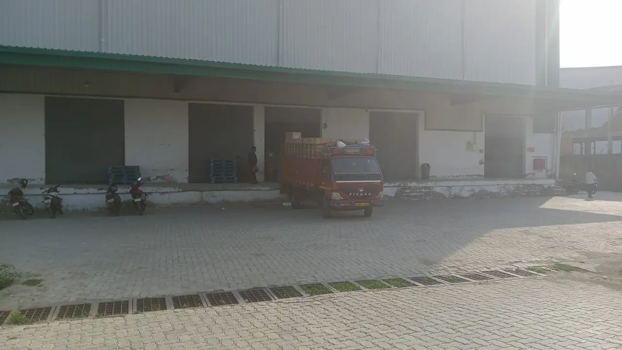 94,000 sqft warehouse in Lucknow, Uttar Pradesh