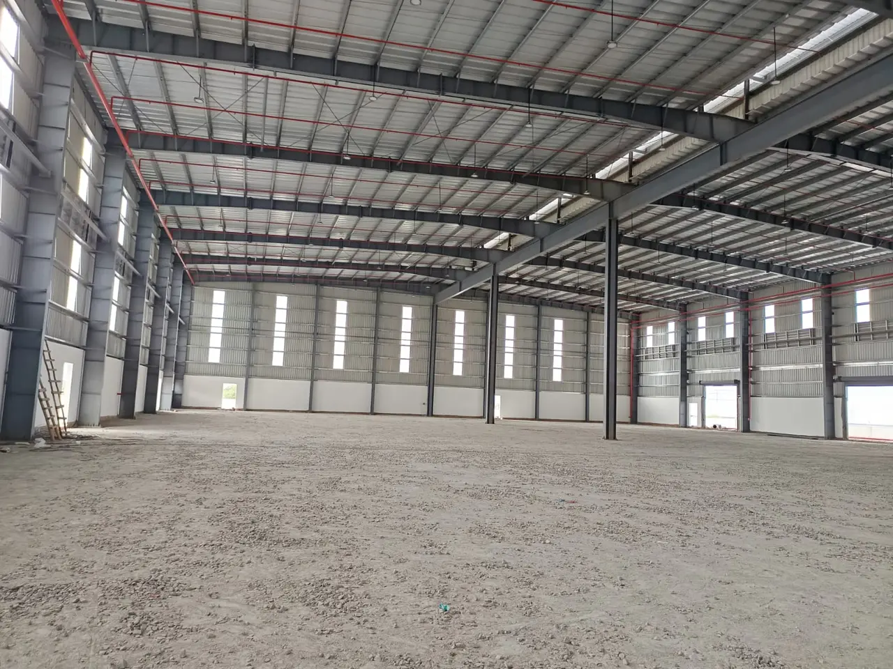 30,000 sqft warehouse in Tumakuru, Karnataka, photo 1 of 5