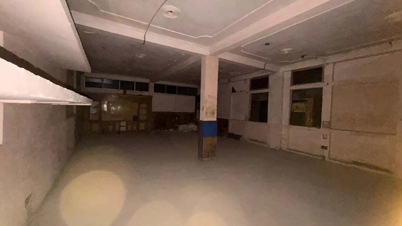 2,700 sqft warehouse in Delhi, Delhi