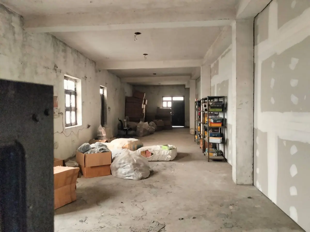 4,000 sqft warehouse in Delhi, Delhi