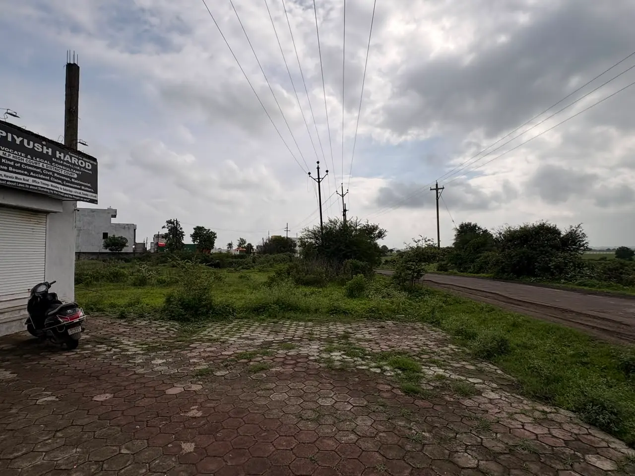 3,000 sqft warehouse in Indore, Madhya Pradesh, photo 1 of 8