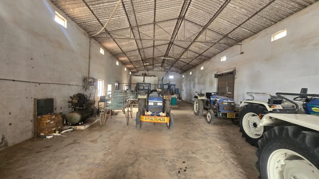 4,200 sqft warehouse in Vijayawada, Andhra Pradesh, photo 1 of 3