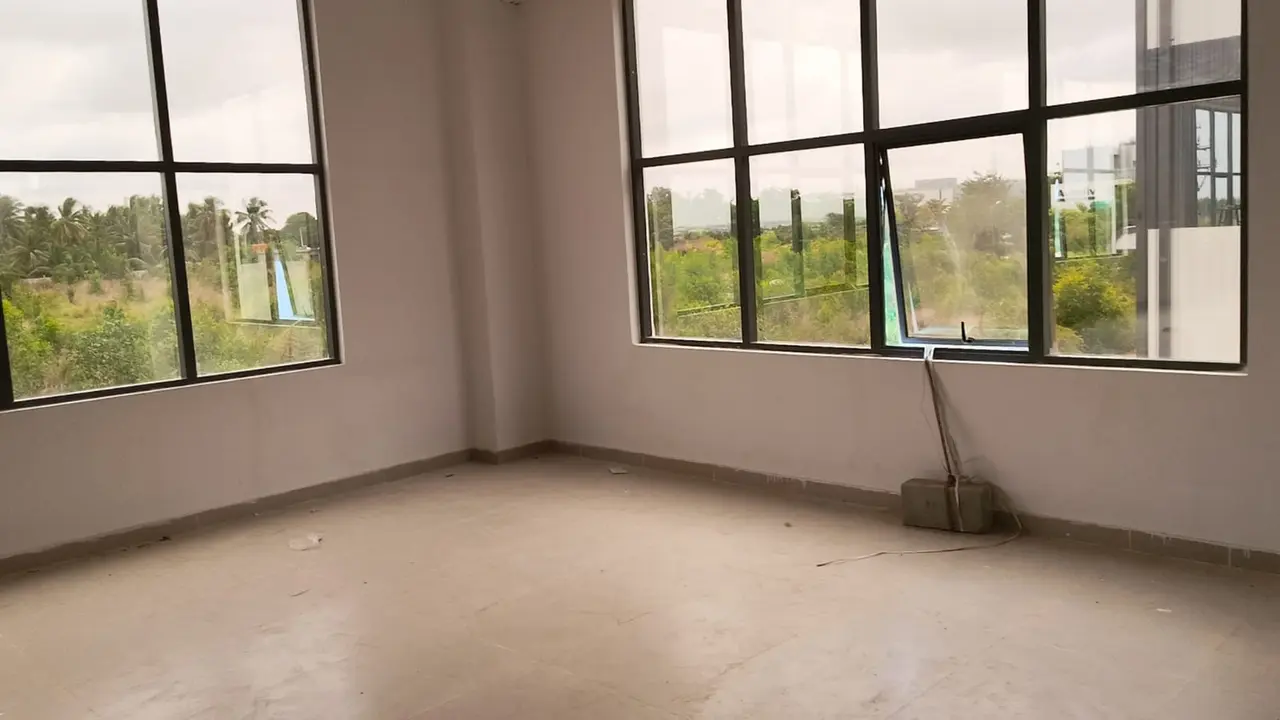 5,000 sqft warehouse in Bangalore, Karnataka