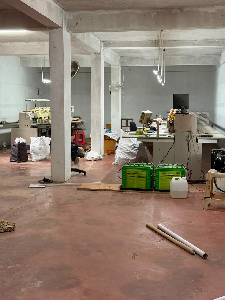 1,600 sqft warehouse in Mangaluru, Karnataka, photo 1 of 4