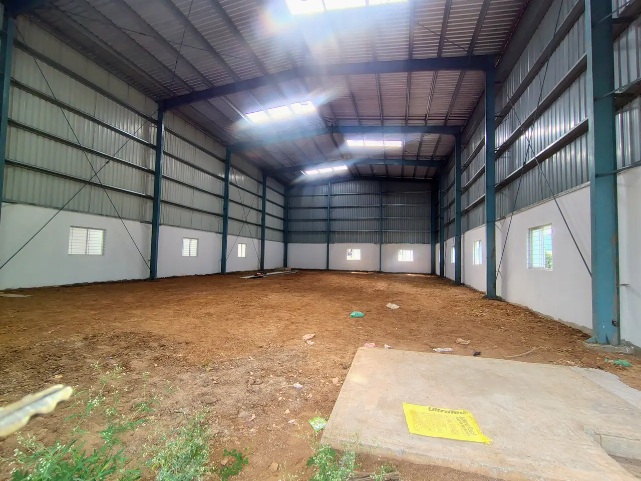 6,500 sqft warehouse in Bangalore, Karnataka, photo 1 of 8
